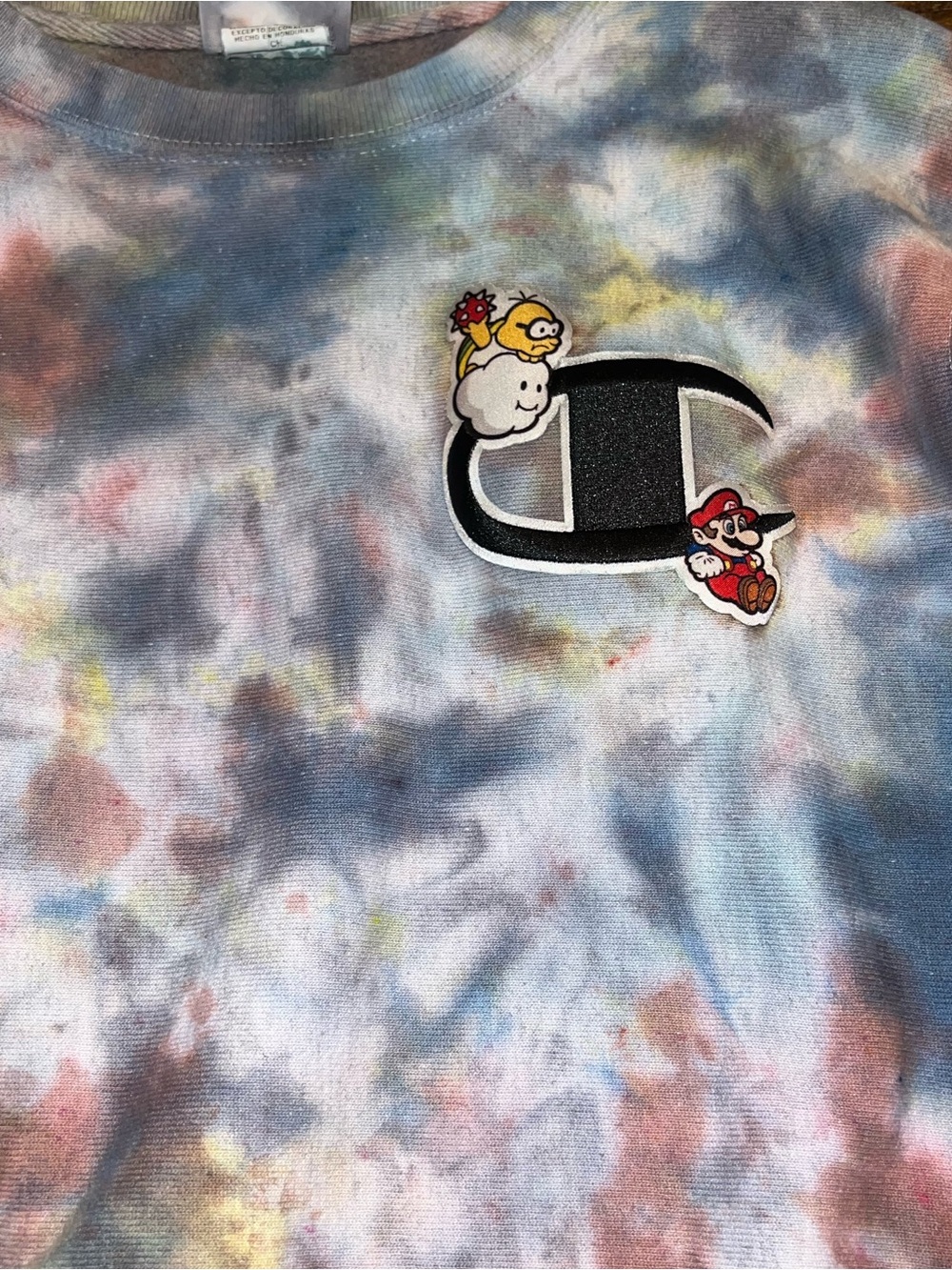 Champion Nintendo Super Mario Bros Tie Dye Reverse Weave Sweatshirt Size S - Picture 5 of 10